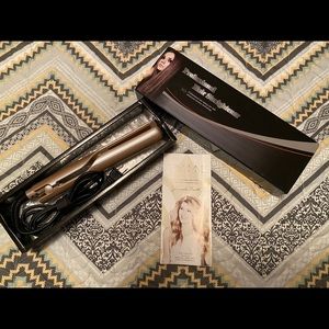 Tyme professional hair straightener